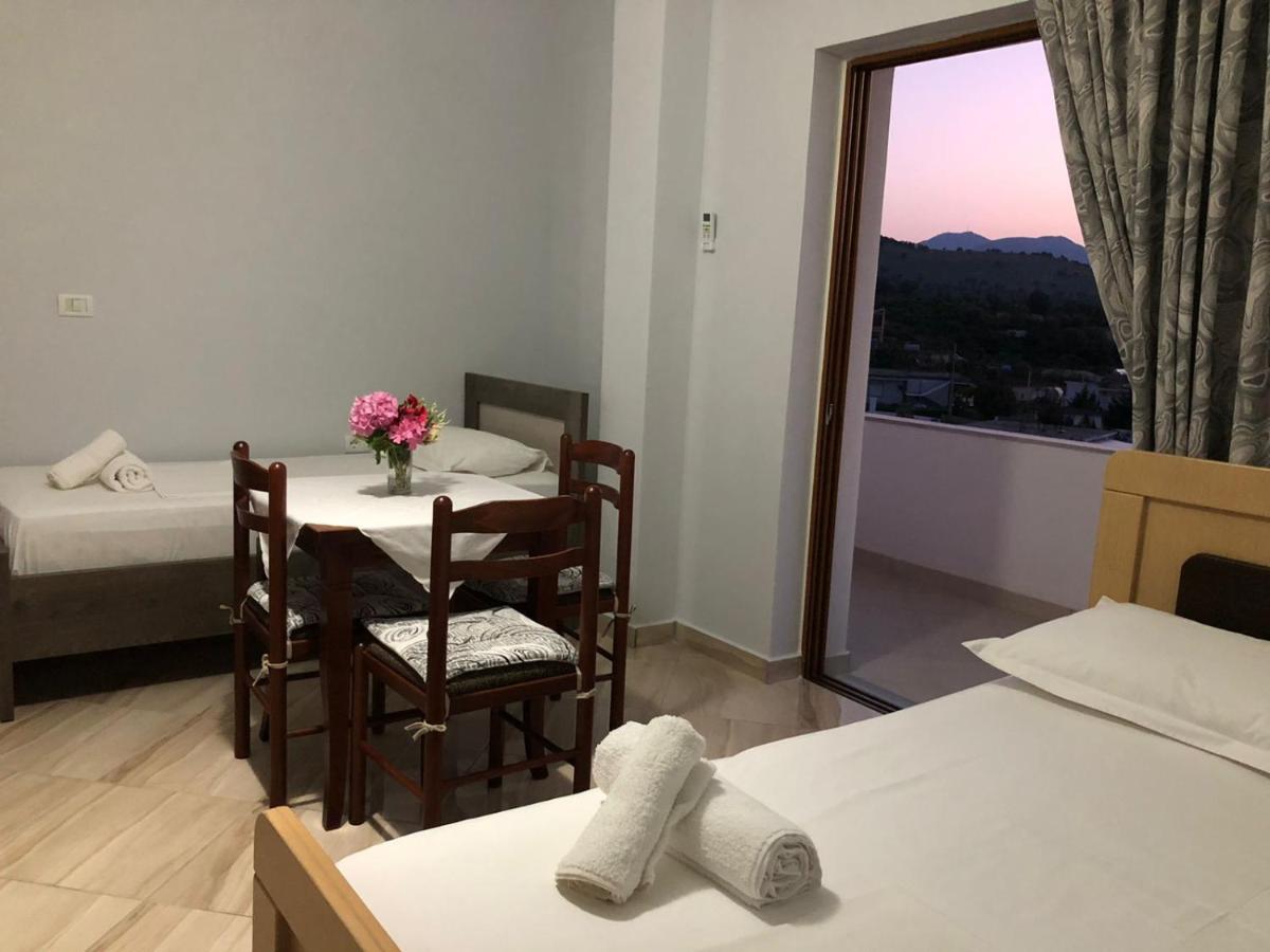 Vila Jeti Ksamil Buitenkant foto